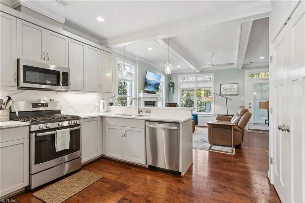 32 Village Park Lane, Poquoson, VA 23662 - Image #1