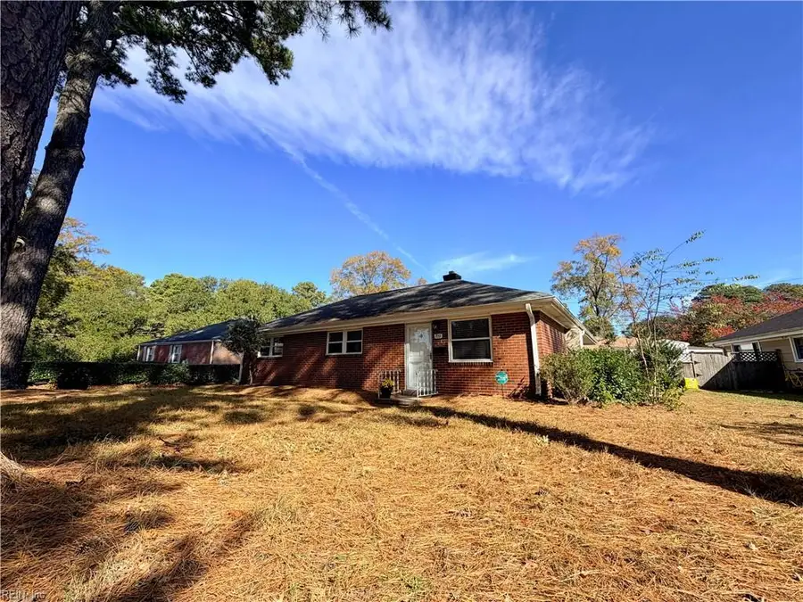 172 W Bayview Boulevard, Norfolk, VA 23503 - Image #2