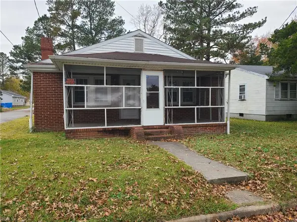 316 S College Drive, Franklin, VA 23851