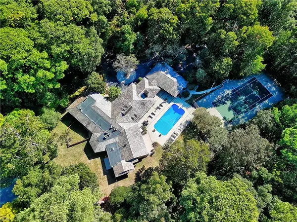 2030 Hunters Trail, Norfolk, VA 23518