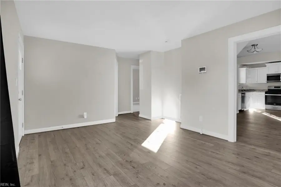 402 Melville Road, Hampton, VA 23661 - Image #3