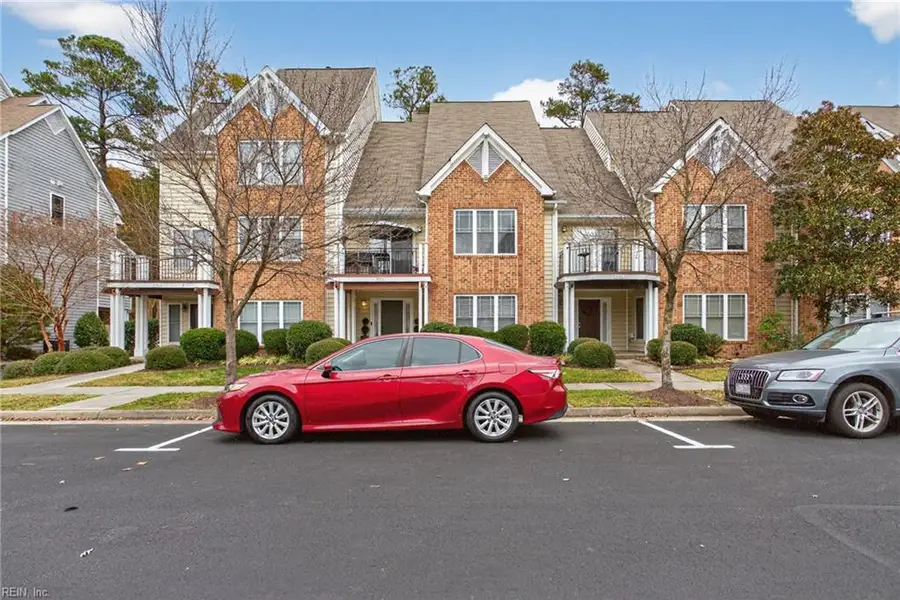 993 Hollymeade Circle, Newport News, VA 23606 - Image #2