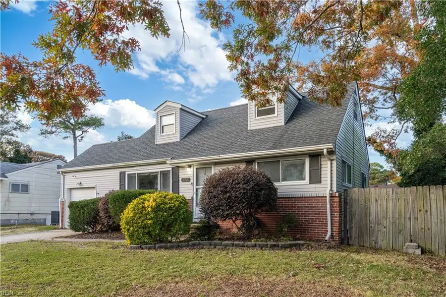 572 Rose Marie Avenue, Virginia Beach, VA 23462 - Image #3