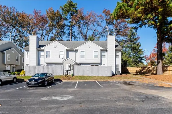 820 Zircon Court, Virginia Beach, VA 23462