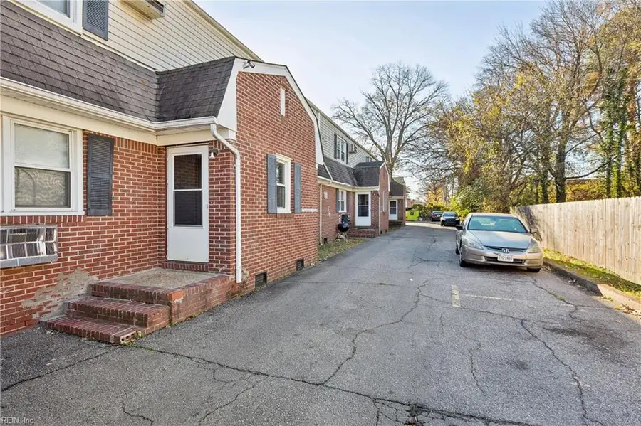 719 Dudley Avenue, Norfolk, VA 23503 - Image #2