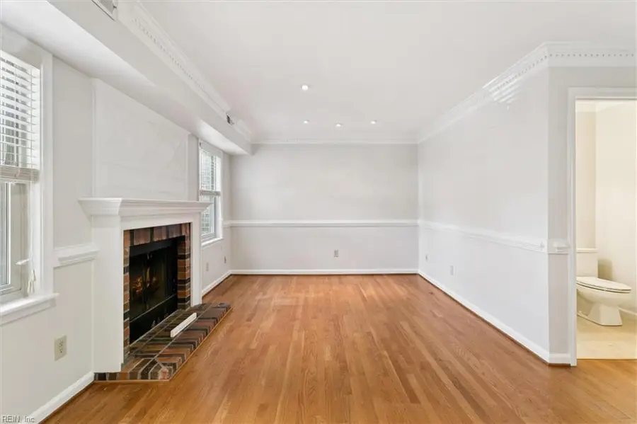 50 James Square, Williamsburg, VA 23185 - Image #2