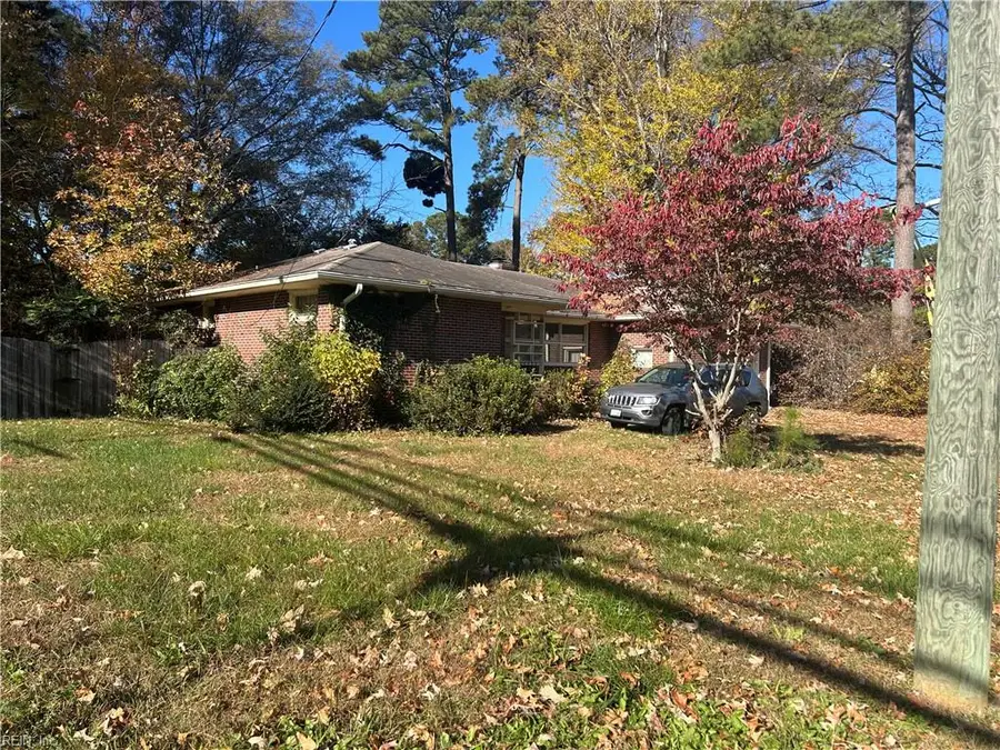 301 Woodroof Road, Newport News, VA 23606 - Image #2