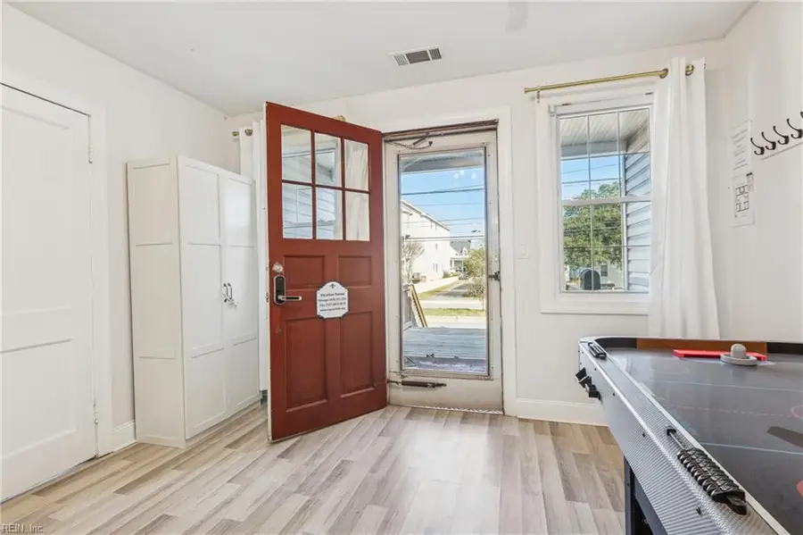 757 W Ocean View Avenue, Norfolk, VA 23503 - Image #2