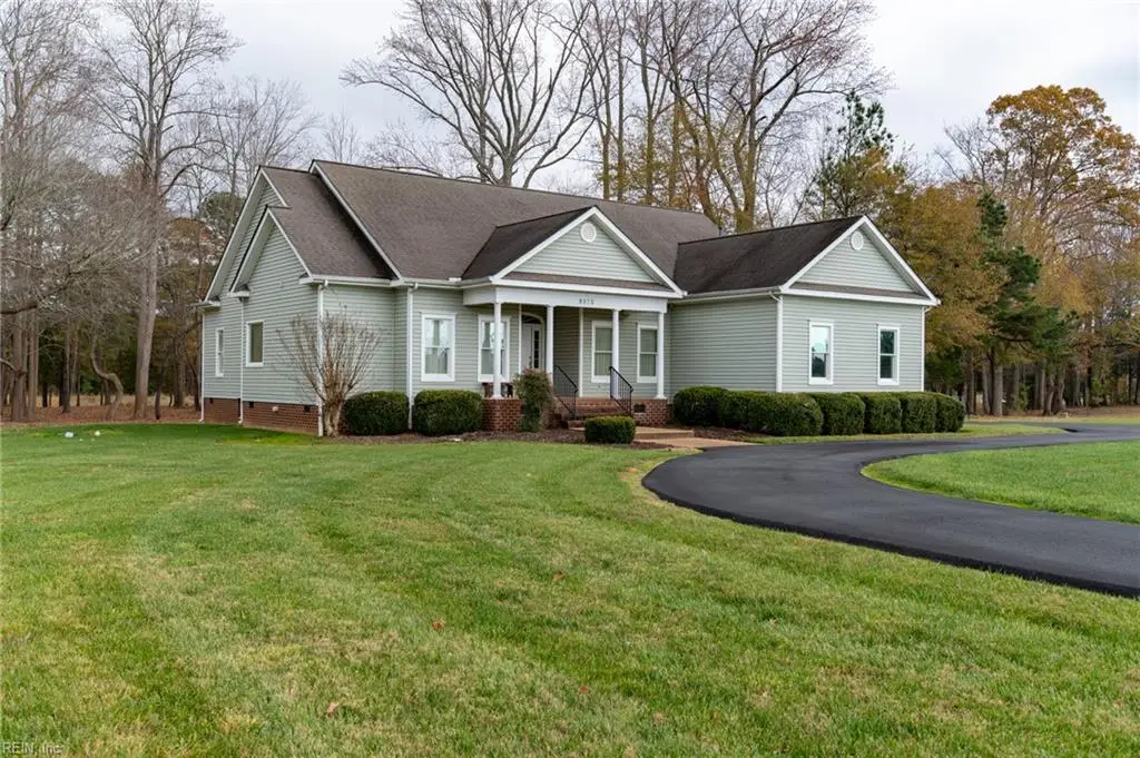 8975 Coles Landing Drive, Gloucester, VA 23061 - #1