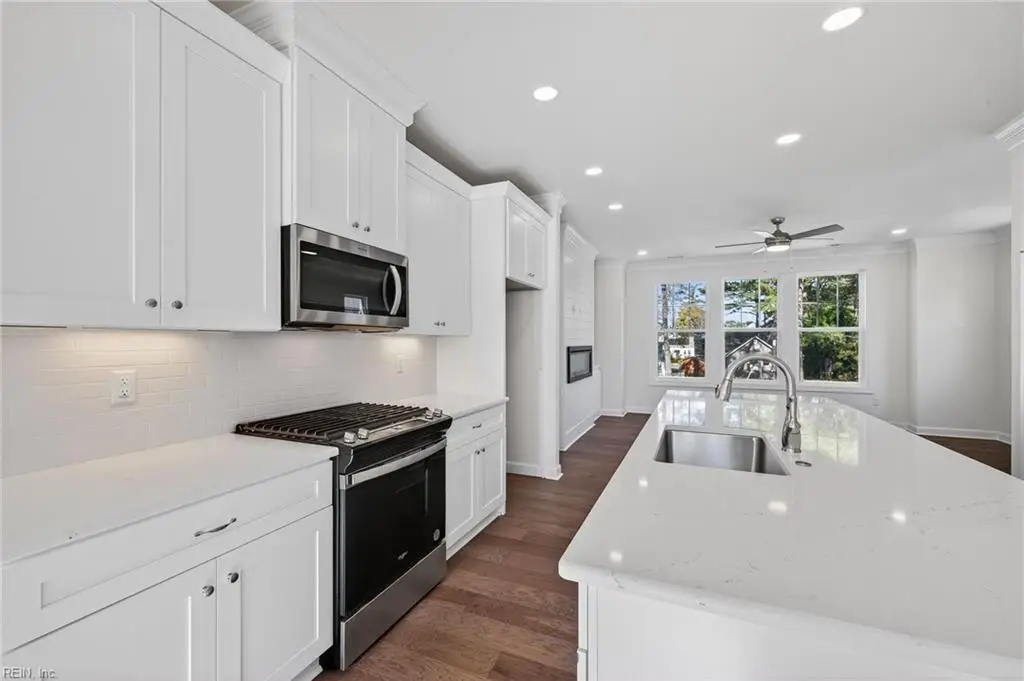 639 22nd Street #A, Virginia Beach, VA 23451 - Image #1