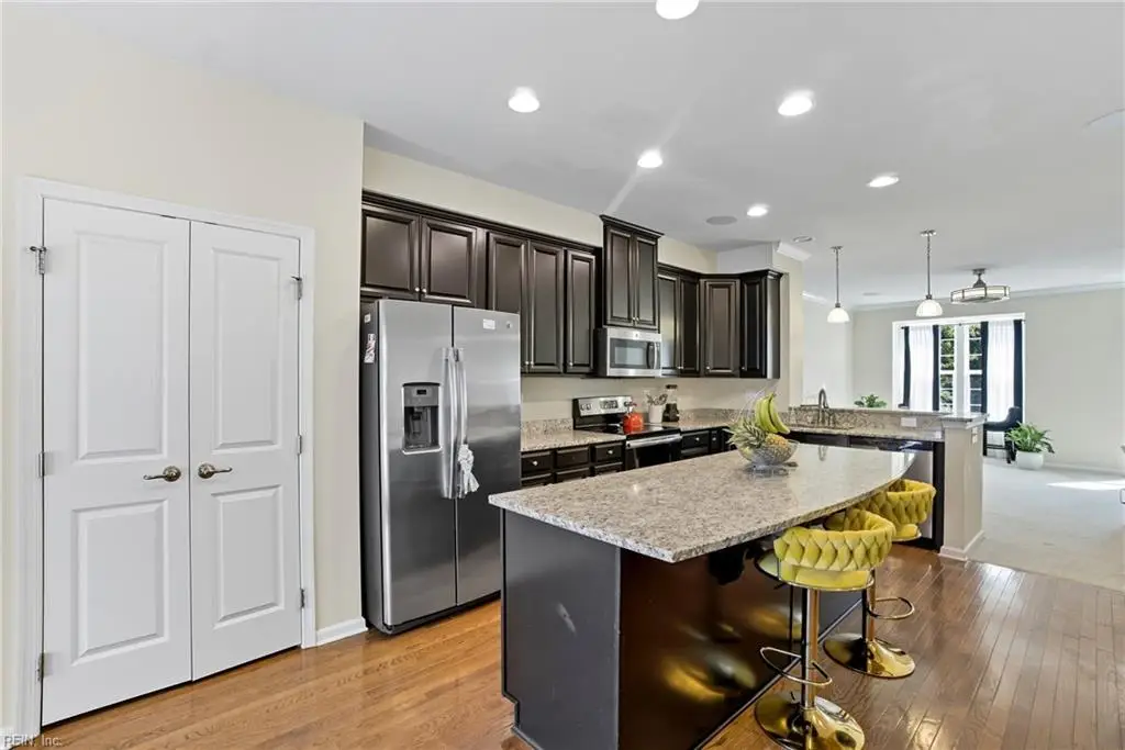 315 W Constance Road #320, Suffolk, VA 23434 - Image #1