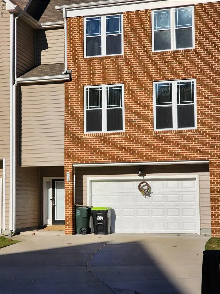 933 Eastfield Lane, Newport News, VA 23602 - #2