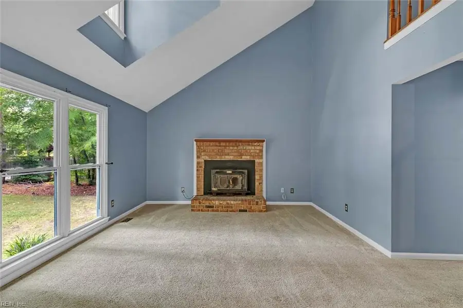 7107 Lord Carrington Drive, Gloucester, VA 23061 - Image #3