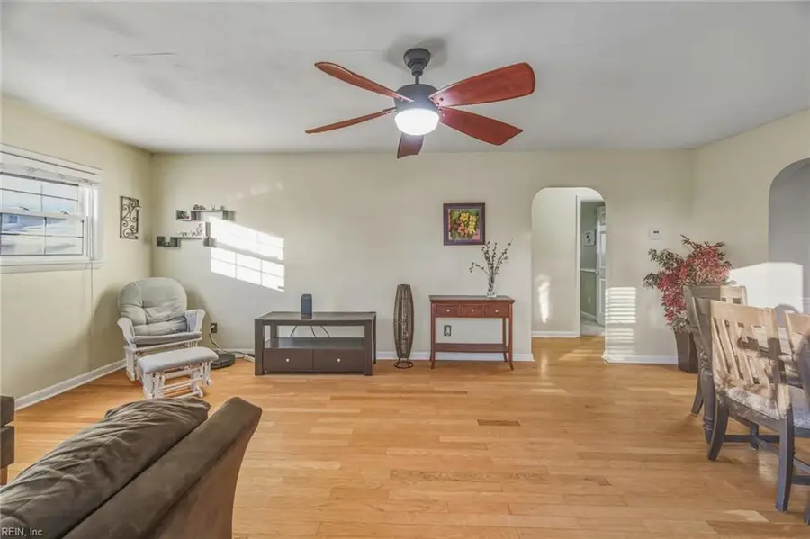 409 Big Pine Drive, Virginia Beach, VA 23452 - Image #3