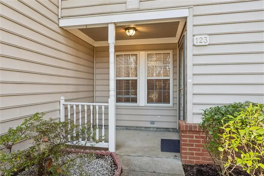 123 Locust Lane, Yorktown, VA 23693 - Image #2