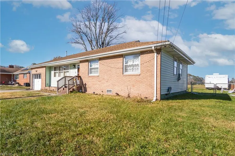 2044 Cherry Lane, Chesapeake, VA 23323 - Image #3