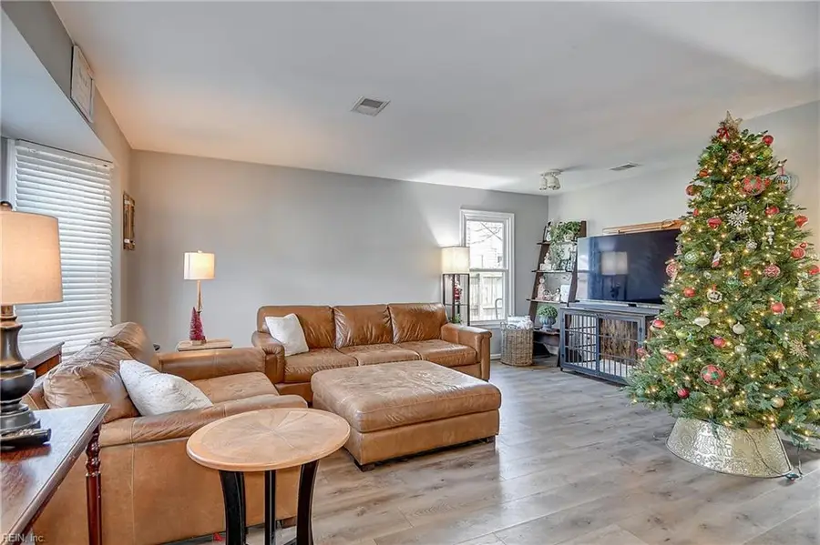 1005 Purrington Court, Virginia Beach, VA 23454 - Image #3