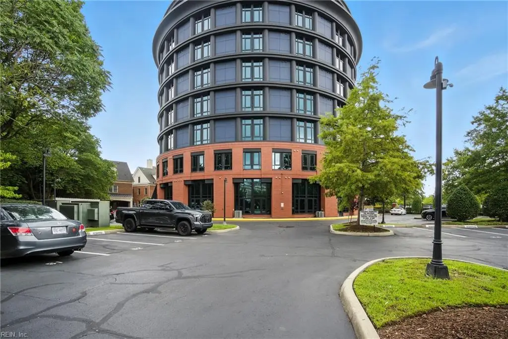 415 Saint Pauls Boulevard #109, Norfolk, VA 23510 - Image #1