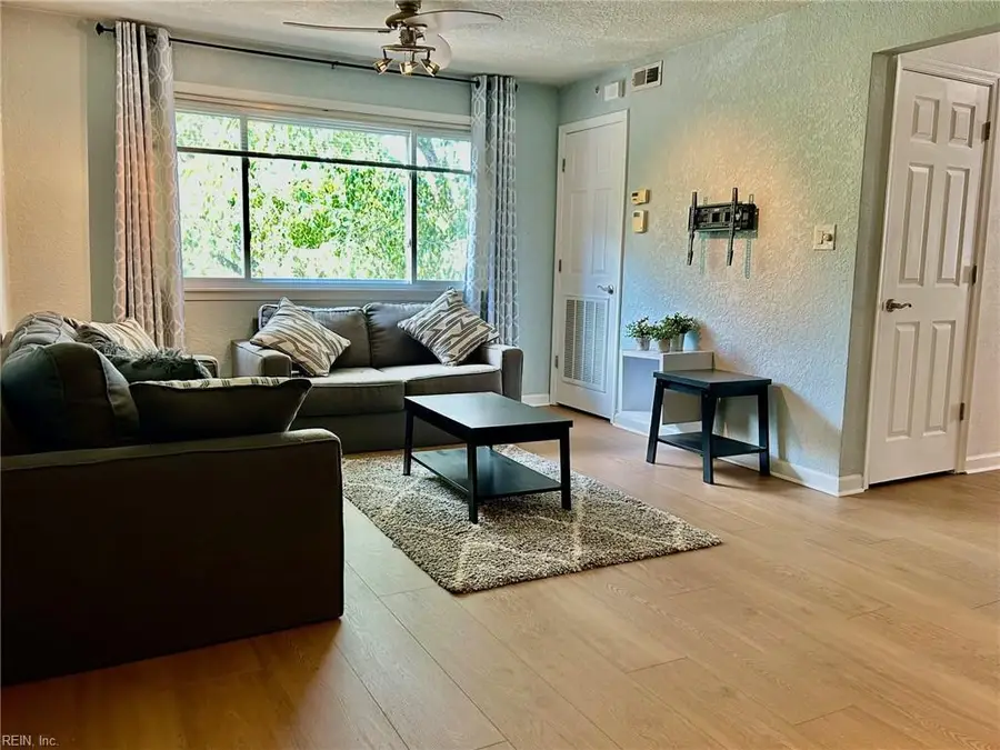 500 Ocean Trace Arch #301, Virginia Beach, VA 23451 - Image #2