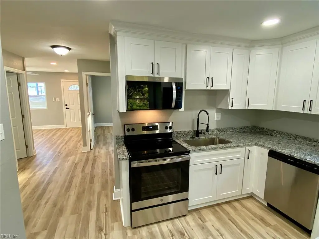 681 Bell St, Hampton, VA 23661 - Image #1