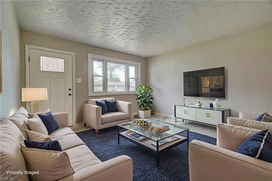 909 Ellington Square, Portsmouth, VA 23701 - Image #3