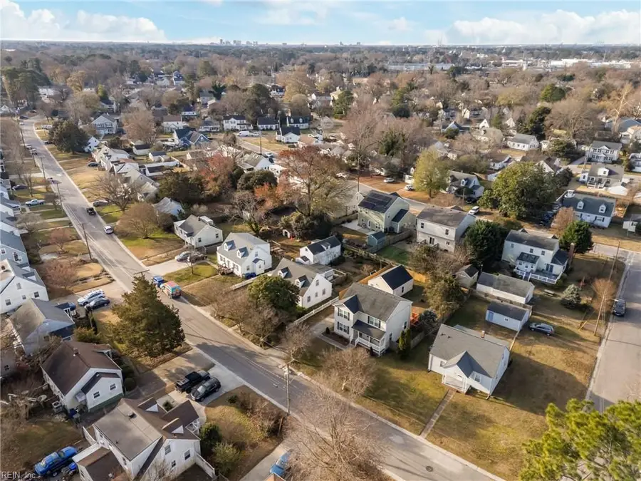 8021 E Glen Road, Norfolk, VA 23505 - Image #2