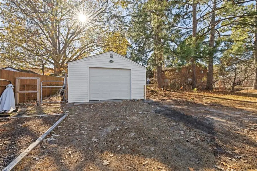 605 Cherokee Road, Portsmouth, VA 23701 - Image #2