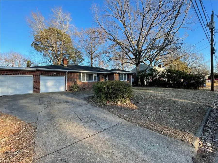 122 Kendall Drive, Newport News, VA 23601 - Image #2