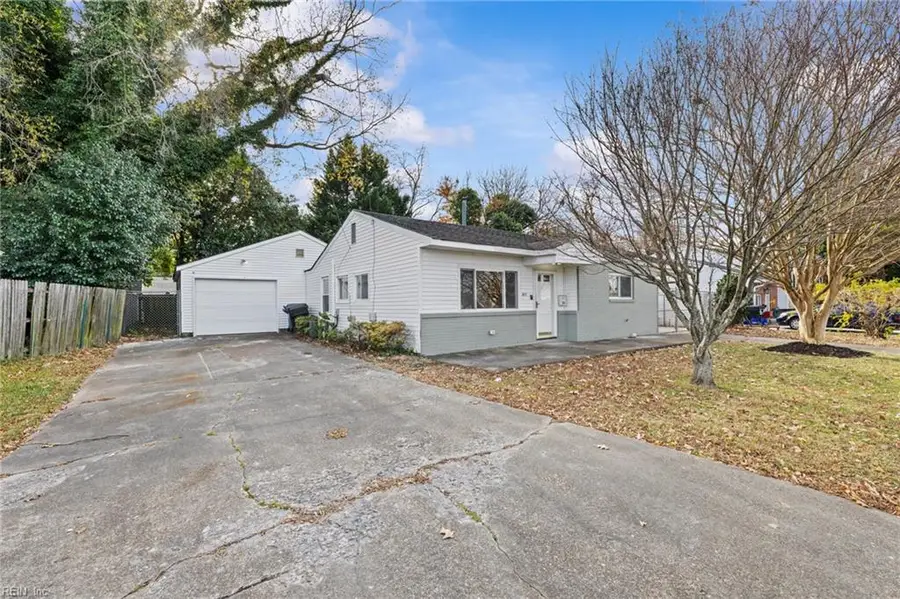 592 N Witchduck Road, Virginia Beach, VA 23462 - Image #2