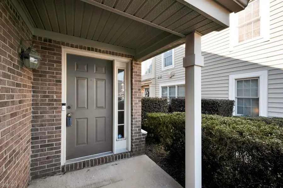 1005 Hanson Way, Virginia Beach, VA 23454 - Image #2
