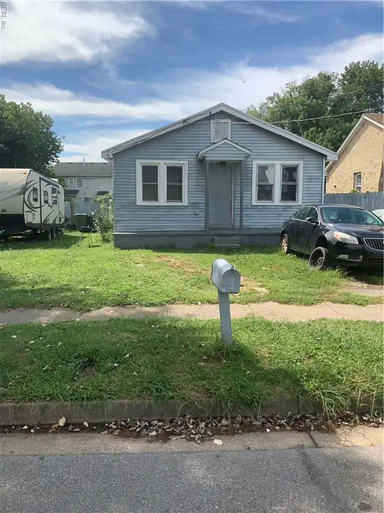 7417 Evelyn T Butts Avenue, Norfolk, VA 23513 - Image #1