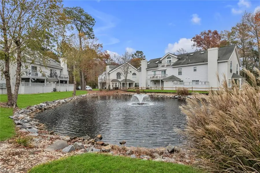 517 Seahorse Run, Chesapeake, VA 23320 - Image #2