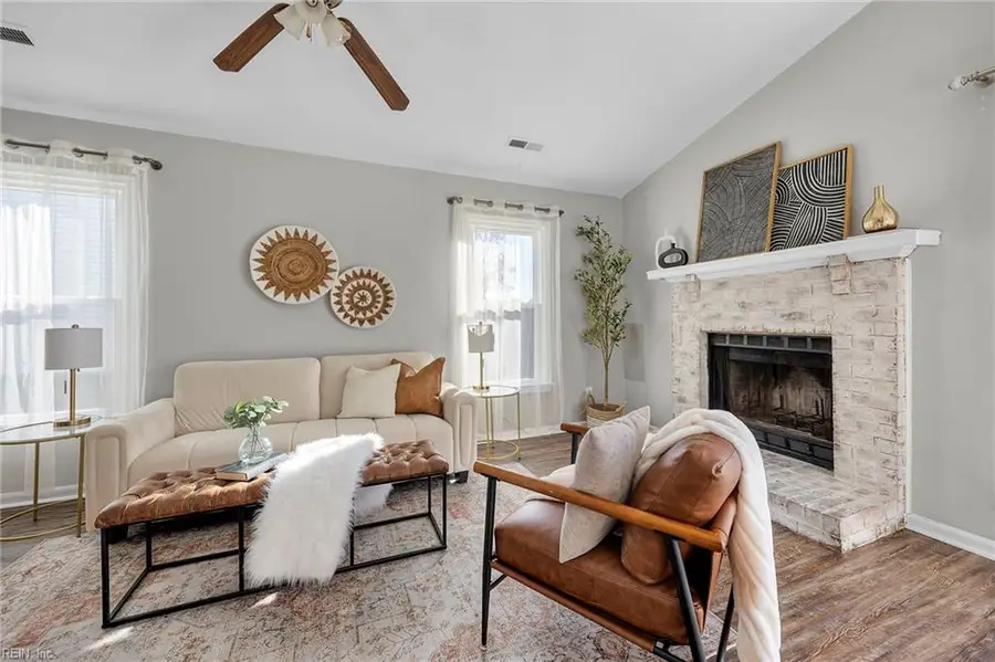 1584 Sword Dancer Drive, Virginia Beach, VA 23454 - Image #3