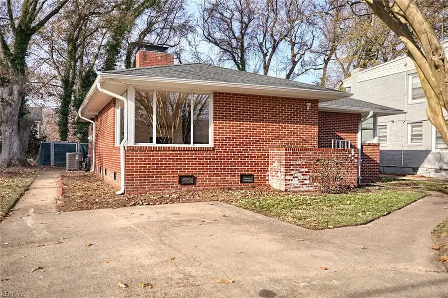 7 Suburban Parkway, Hampton, VA 23661 - Image #3