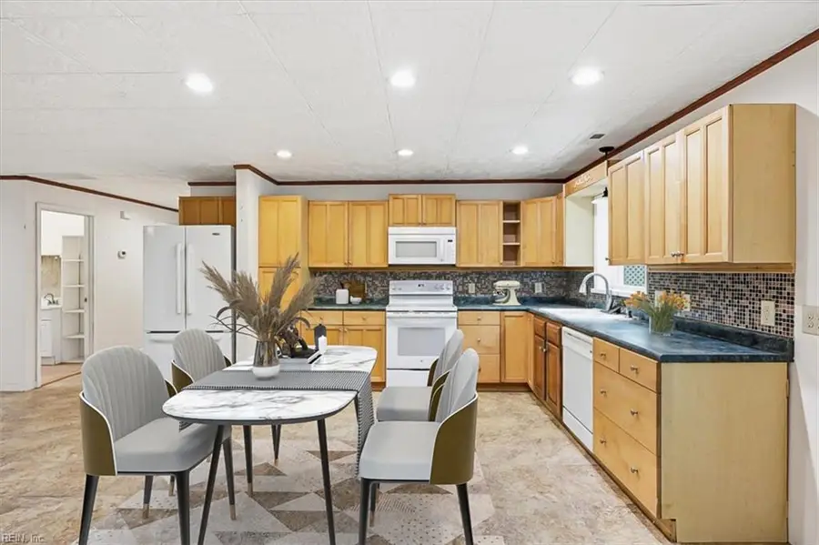 119 Red Dirt Road, Williamsburg, VA 23188 - Image #2