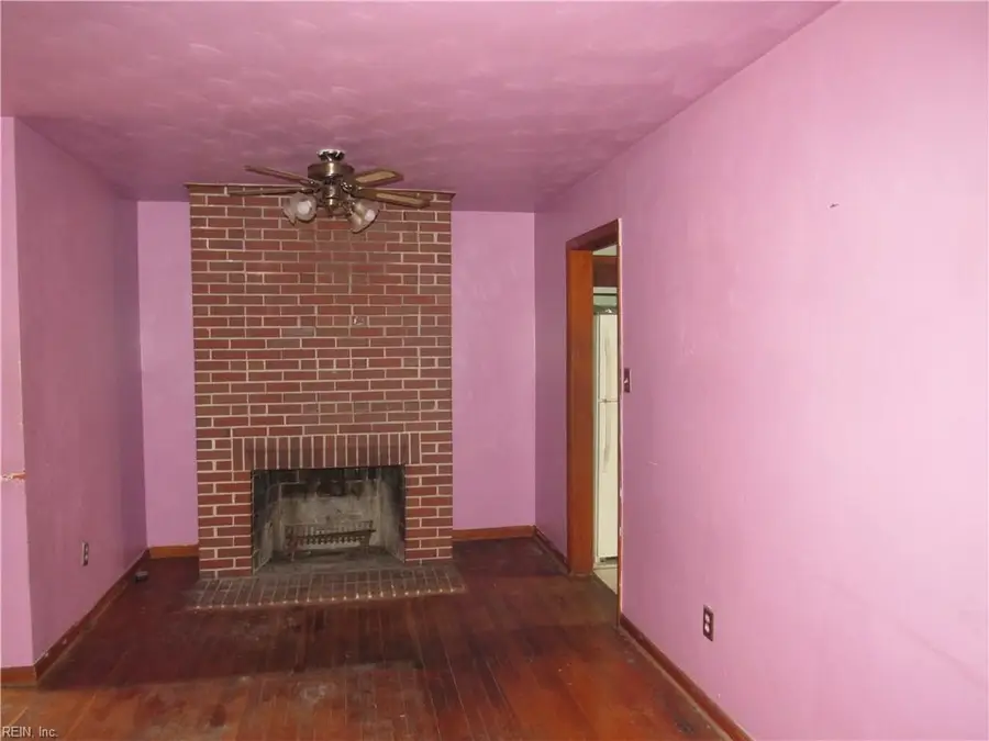 10 W Walker Road, Hampton, VA 23666 - Image #3