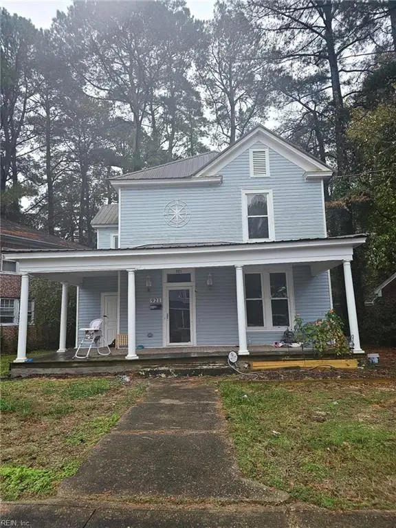 921 Howard Place, Suffolk, VA 23434
