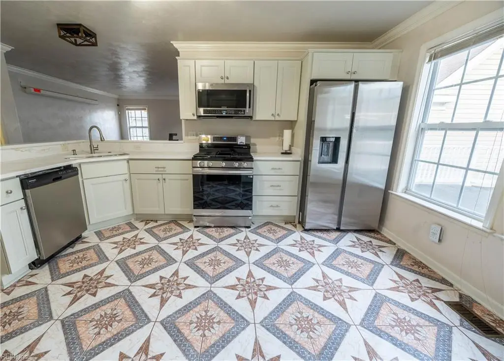 114 E Indian River Road, Norfolk, VA 23523 - Image #1