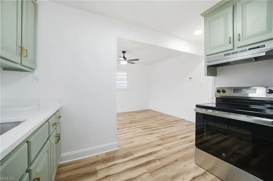 2727 Beachmont Avenue, Norfolk, VA 23504 - Image #3