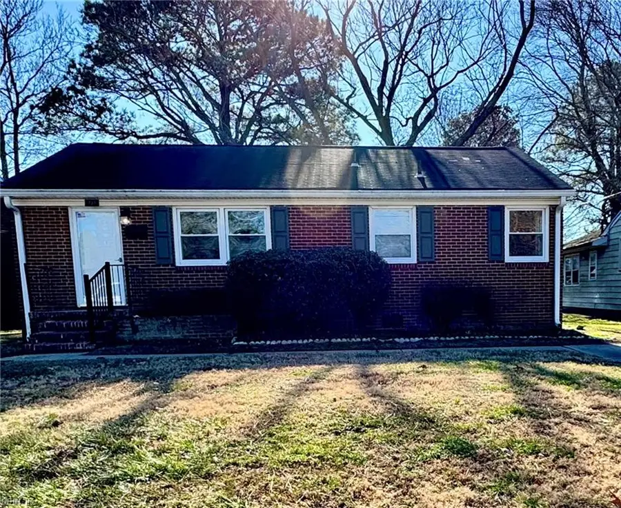 731 Burgess Avenue, Hampton, VA 23664 - #2