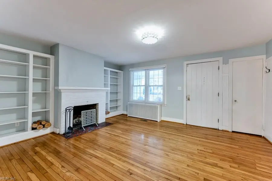 127 Elwood Avenue, Norfolk, VA 23505 - Image #3