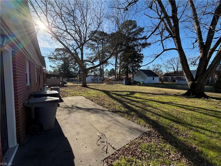 19 Plantation Drive, Hampton, VA 23669 - Image #2