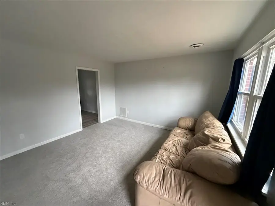 19 Plantation Drive, Hampton, VA 23669 - Image #3