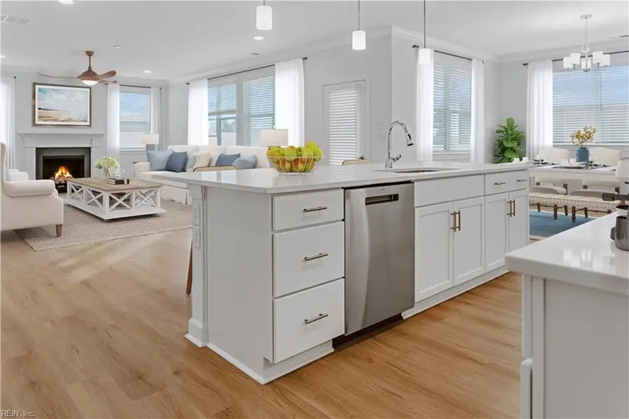 716 Crestfield Drive, Chesapeake, VA 23320 - Image #3