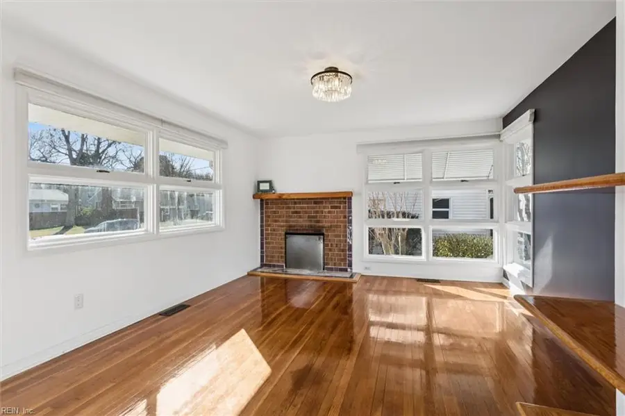 11 Kemper Avenue, Newport News, VA 23601 - Image #3