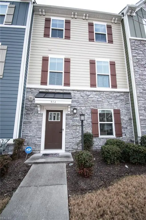 914 Avast Way Way, Chesapeake, VA 23323