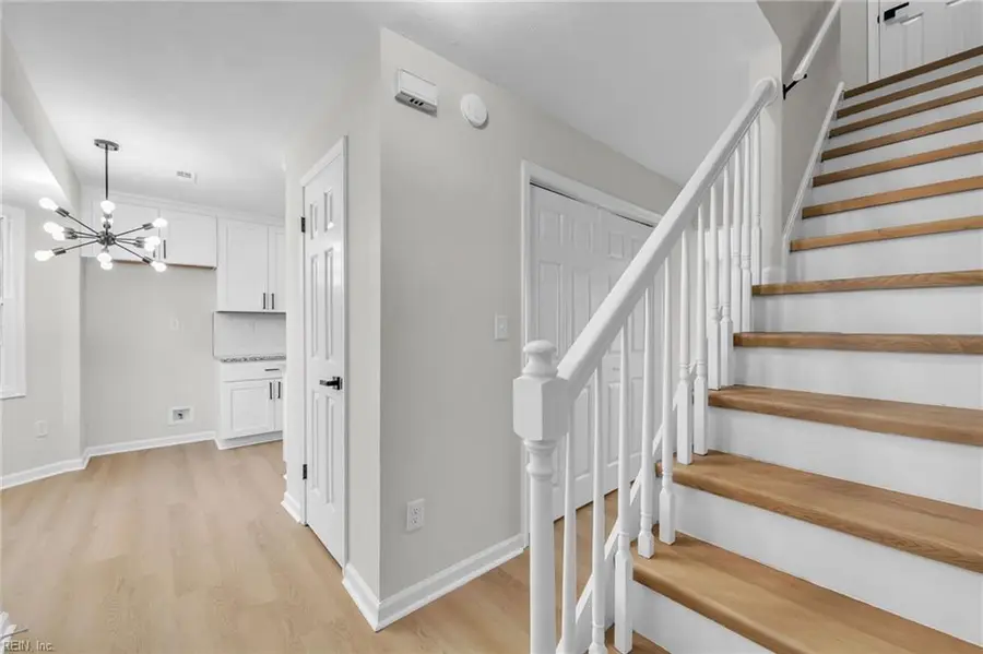 205 Marsh Wren Court, Chesapeake, VA 23322 - Image #2