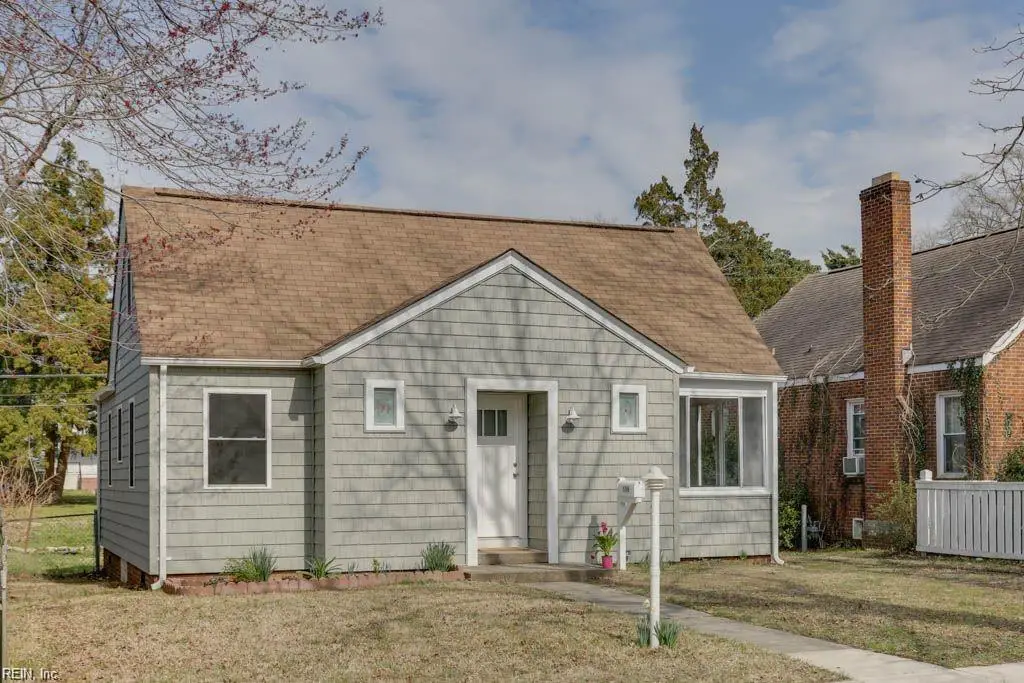 136 Chesterfield Road, Hampton, VA 23661 - Image #1