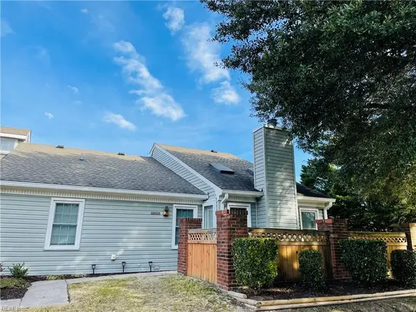 5208 Lake Victoria Arch Arch, Virginia Beach, VA 23464