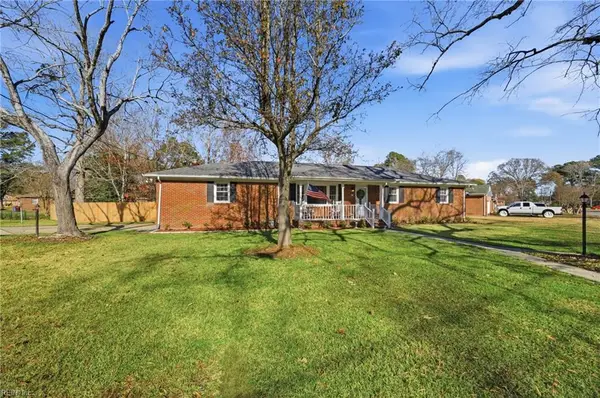 429 Briarfield Drive, Chesapeake, VA 23322